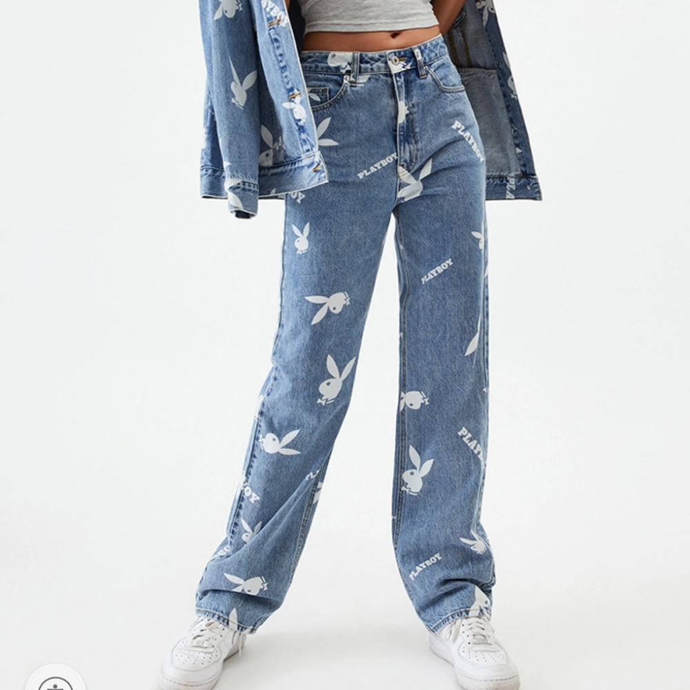 Playboy X Pacsun 90s Boyfriend High Rise Bunny 100% Cotton Fitted Baggy Jeans 27